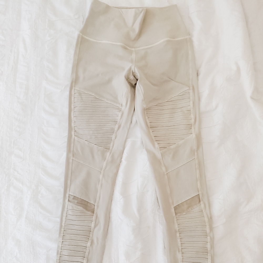 Alo Yoga High-Waisted Moto Legging Small